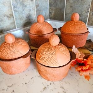 Boston Warehouse Clay bakers set of 4 mini bakers